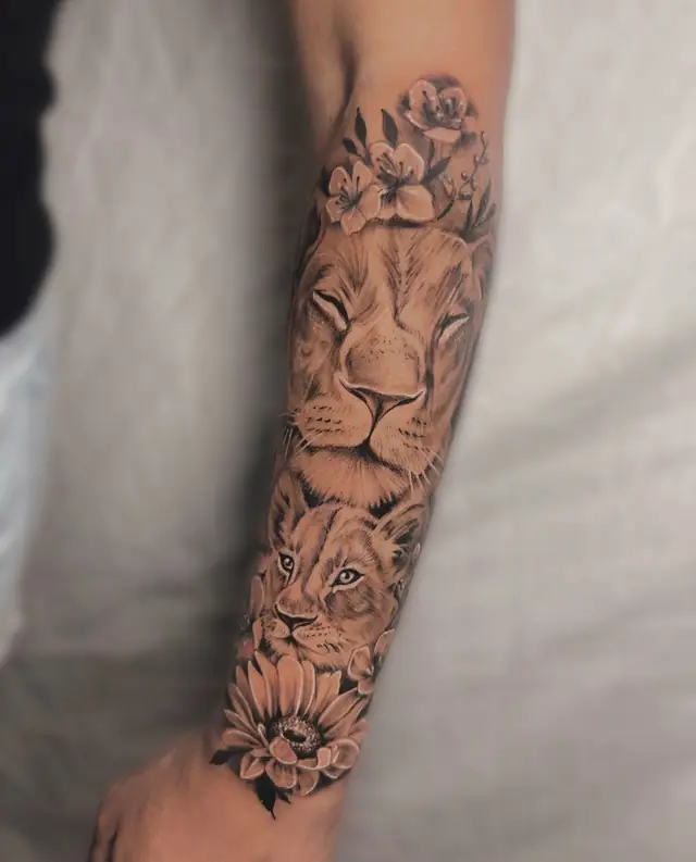 Lionne & lionceau